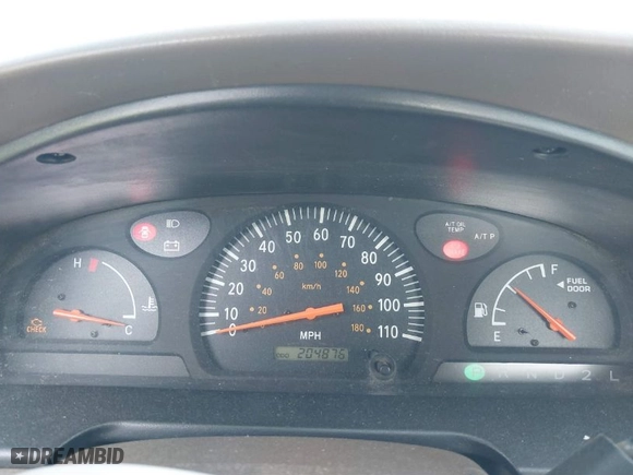 2003 Toyota Tundra with VIN 5TBJN32123S435299, listed as a IAAI auction lot 41616708 with 204,876 mi miles. Bid and sale history available at carsss.com. Image 7.