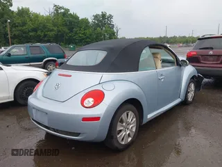 2010 Volkswagen Beetle with VIN 3VWRG3AL6AM008886, listed as a IAAI auction lot 42618429 with 100,264 mi miles and . Bid and sale history available at DreamBid. Image 4.