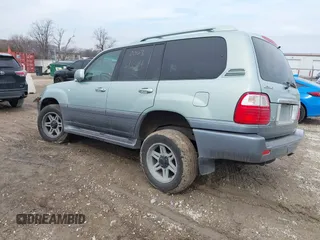 2004 Lexus LX 470 z VIN JTJHT00W143546192, wystawiony jako IAAI lot #41673810 z przebiegiem 232 196 mil mil oraz . Historia ofert i sprzedaży dostępna na DreamBid. Obrazek 3.