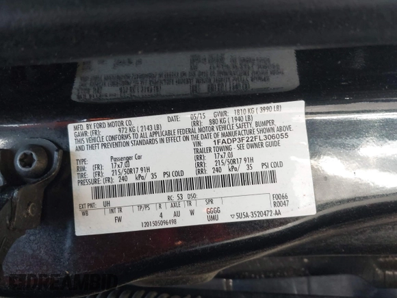 2015 Ford Focus SE with VIN 1FADP3F22FL306055, listed as a IAAI auction lot 41966475 with 139,228 mi miles. Bid and sale history available at carsss.com. Image 9.