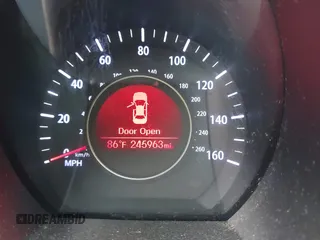 2013 Kia Optima EX z VIN 5XXGN4A70DG251141, wystawiony jako IAAI lot #42410478 z przebiegiem 245 963 mil mil oraz . Historia ofert i sprzedaży dostępna na DreamBid. Obrazek 7.