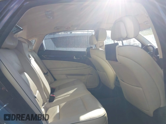 2015 Hyundai Equus Signature with VIN KMHGH4JHXFU095828, listed as a IAAI auction lot 41577881 with 173,663 mi miles and . Bid and sale history available at DreamBid. Image 8.