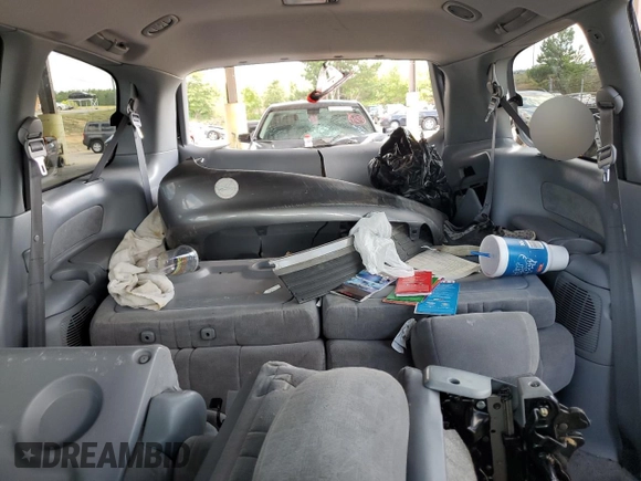 2001 Toyota Sienna LE with VIN 4T3ZF13C51U399874, listed as a Copart auction lot 57933494 with 0 mi miles and Clean Title. Bid and sale history available at carsss.com. Image 10.