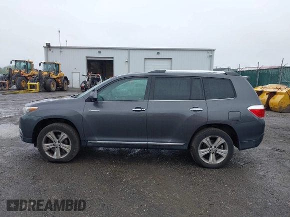 2012 Toyota Highlander Limited с VIN 5TDDK3EH6CS107339, выставлен на аукционе IAAI как лот 42219363 с пробегом 150 959 миль миль и . История ставок и продаж доступна на DreamBid. Изображение 14.