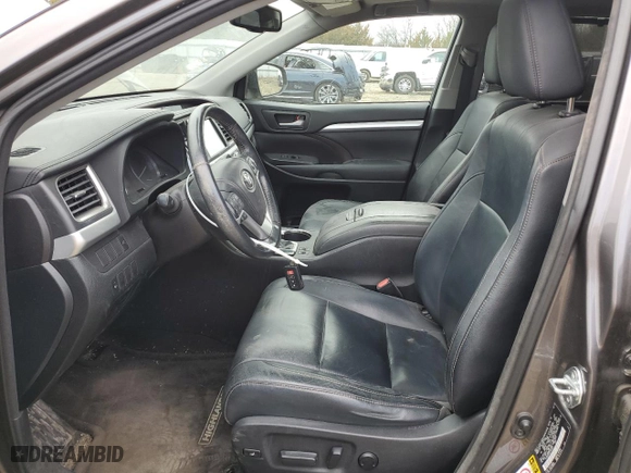 2014 Toyota Highlander XLE with VIN 5TDJKRFH2ES018617, listed as a Copart auction lot 51206035 with 143,788 mi miles and Salvage Title. Bid and sale history available at carsss.com. Image 6.