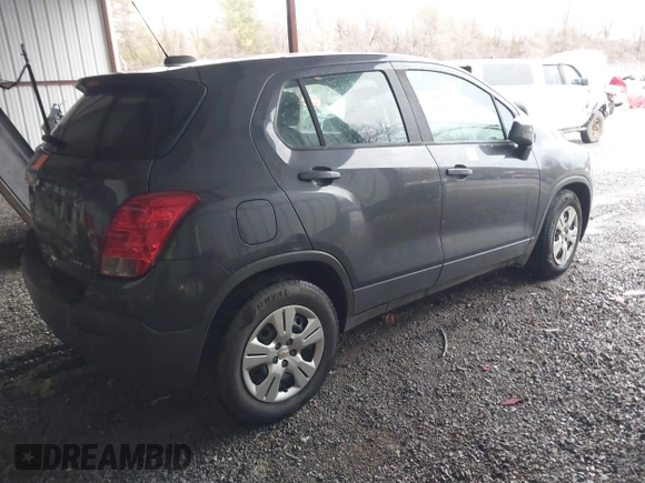 2016 Chevrolet Trax LS with VIN 3GNCJKSB4GL265545, listed as a IAAI auction lot 41701659 with 111,942 mi miles. Bid and sale history available at carsss.com. Image 4.