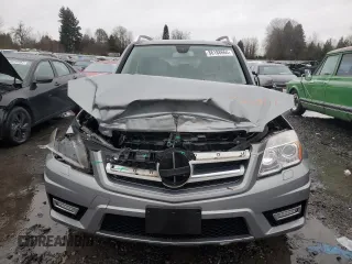 2010 Mercedes-Benz GLK 350 with VIN WDCGG8HBXAF499428, listed as a Copart auction lot 86188664 with 177,808 mi miles and Salvage Title. Bid and sale history available at DreamBid. Image 5.