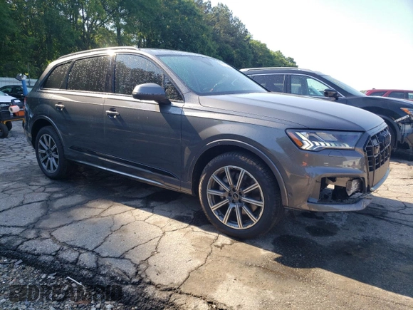 2023 Audi Q7 Premium Plus with VIN WA1LCBF79PD014979, listed as a Copart auction lot 56172535 with 23,066 mi miles and Salvage title. Bid and sale history available at DreamBid. Image 4.