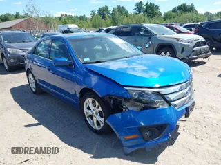 2012 Ford Fusion SE z VIN 3FAHP0HAXCR111578, wystawiony jako IAAI lot #42747631 z przebiegiem 152 707 mil mil oraz . Historia ofert i sprzedaży dostępna na DreamBid. Obrazek 1.