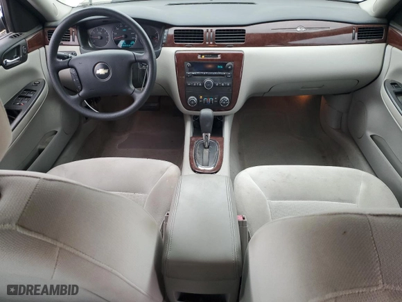 2007 Chevrolet Impala 3.5L LT with VIN 2G1WT58K879192684, listed as a Copart auction lot 53742915 with 130,133 mi miles and Clean Title. Bid and sale history available at carsss.com. Image 8.