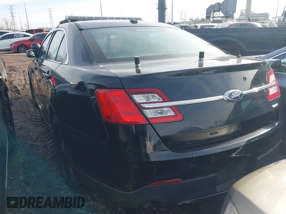 2016 Ford Police Interceptor with VIN 1FAHP2MKXGG108963, listed as a IAAI auction lot 41612712 with 121,248 mi miles and . Bid and sale history available at DreamBid. Image 3.