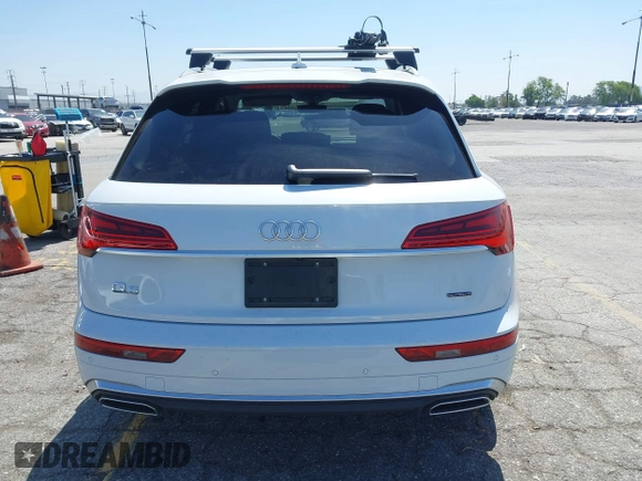 2021 Audi Q5 Premium Plus z VIN WA1E2AFY1M2043365, wystawiony jako IAAI lot #42286970 z przebiegiem 28 438 mil mil oraz . Historia ofert i sprzedaży dostępna na DreamBid. Obrazek 17.