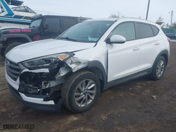 2016 Hyundai Tucson SE with VIN KM8J3CA49GU149522, listed as a IAAI auction lot 41649515 with 103,136 mi miles. Bid and sale history available at carsss.com. Image 17.