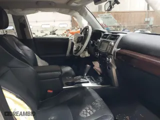2018 Toyota 4Runner SR5 with VIN JTEBU5JR7J5551601, listed as a IAAI auction lot 41900697 with 68,057 mi miles. Bid and sale history available at carsss.com. Image 5.