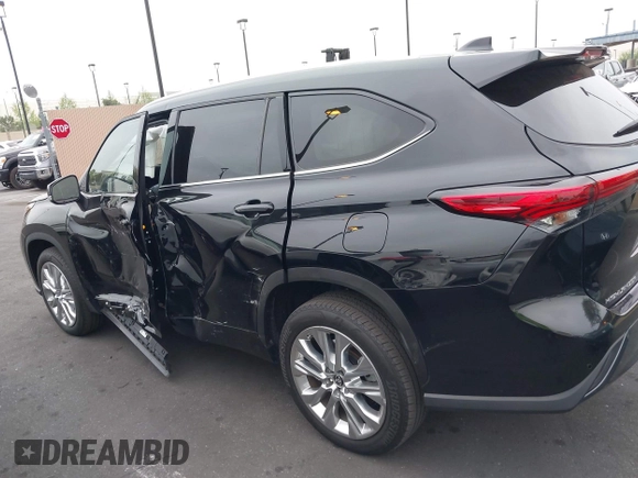 2023 Toyota Highlander L with VIN 5TDKDRAHXPS516220, listed as a IAAI auction lot 42152777 with 19,263 mi miles and . Bid and sale history available at DreamBid. Image 15.