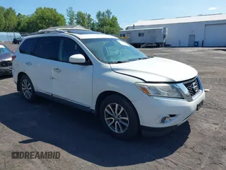 2015 Nissan Pathfinder Platinum with VIN 5N1AR2MMXFC615001, listed as a IAAI auction lot 42810501 with 206,247 mi miles and . Bid and sale history available at DreamBid. Image 1.