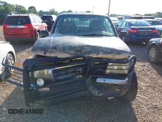 1999 Toyota Tacoma z VIN 4TAWM72N5XZ429880, wystawiony jako IAAI lot #42179697 z przebiegiem 311 261 mil mil oraz . Historia ofert i sprzedaży dostępna na DreamBid. Obrazek 12.