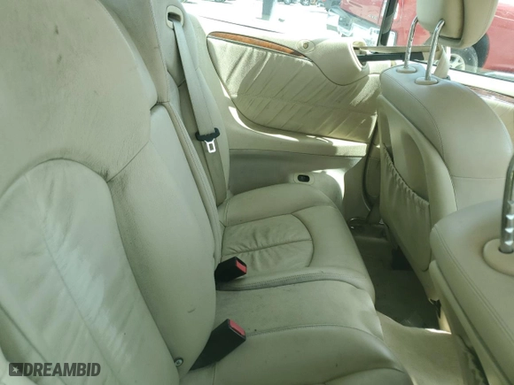 2008 Mercedes-Benz CLK-Class 3.5L with VIN WDBTK56F98T089110, listed as a Copart auction lot 49152815 with 93,863 mi miles and Salvage Title. Bid and sale history available at carsss.com. Image 10.