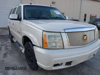 2004 Cadillac Escalade z VIN 1GYEC63T64R231552, wystawiony jako IAAI lot #41428401 z przebiegiem 275 724 mil mil oraz . Historia ofert i sprzedaży dostępna na DreamBid. Obrazek 6.