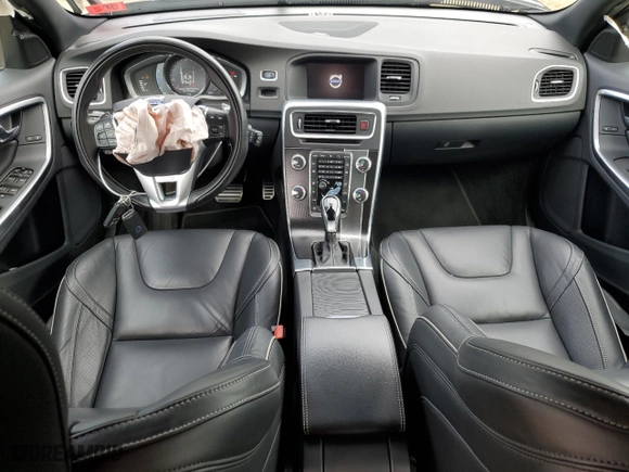 2017 Volvo V60 R-Design Platinum with VIN YV149MSS5H1369658, listed as a Copart auction lot 66592114 with 0 mi miles and Salvage Title. Bid and sale history available at carsss.com. Image 8.