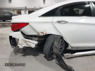 2011 Hyundai Sonata Limited with VIN 5NPEC4AB4BH219702, listed as a IAAI auction lot 41747541 with 169,990 mi miles and . Bid and sale history available at DreamBid. Image 6.