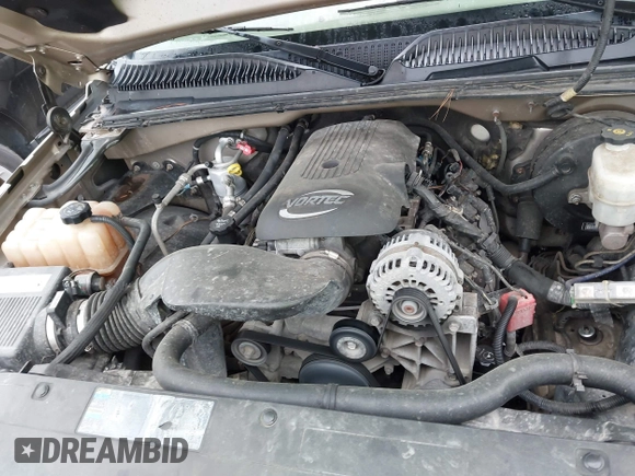 2006 Chevrolet Silverado 1500 LT1 with VIN 2GCEC19Z361305574, listed as a IAAI auction lot 41907637 with 201,973 mi miles. Bid and sale history available at carsss.com. Image 10.