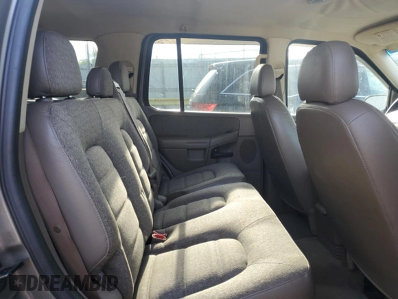 2004 Ford Explorer XLS with VIN 1FMZU72K74UA98831, listed as a Copart auction lot 53464105 with 135,612 mi miles and Non repairable. Bid and sale history available at DreamBid. Image 11.
