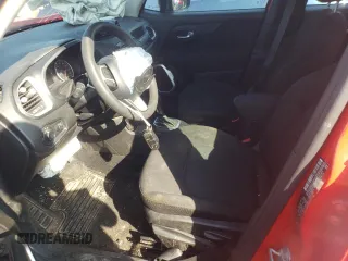 2021 Jeep Renegade Sport с VIN ZACNJCAB8MPM27959, выставлен на аукционе Copart как лот 59020715 с пробегом Не указан миль и Списание • Salvage title. История ставок и продаж доступна на DreamBid. Изображение 7.