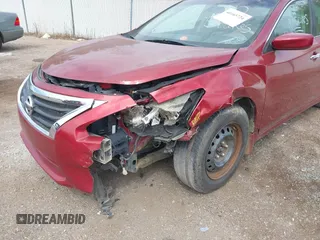 2015 Nissan Altima SV z VIN 1N4AL3AP0FC138899, wystawiony jako IAAI lot #40165724 z przebiegiem 168 585 mil mil oraz . Historia ofert i sprzedaży dostępna na DreamBid. Obrazek 6.