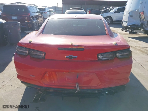 2021 Chevrolet Camaro 2SS with VIN 1G1FH1R74M0140883, listed as a IAAI auction lot 41413887 with 65,869 mi miles. Bid and sale history available at carsss.com. Image 17.