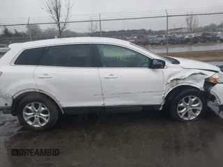 2011 Mazda CX-9 Touring with VIN JM3TB3CV4B0303776, listed as a IAAI auction lot 41496992 with 139,956 mi miles. Bid and sale history available at carsss.com. Image 14.