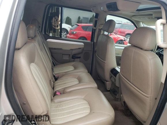 2003 Mercury Mountaineer Convenience with VIN 4M2DU86W43ZJ36741, listed as a Copart auction lot 81088304 with 179,696 mi miles and Non repairable. Bid and sale history available at DreamBid. Image 11.