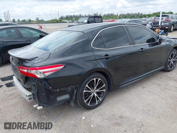 2018 Toyota Camry LE z VIN 4T1B11HK6JU158382, wystawiony jako IAAI lot #42185532 z przebiegiem 94 802 mil mil oraz . Historia ofert i sprzedaży dostępna na DreamBid. Obrazek 4.