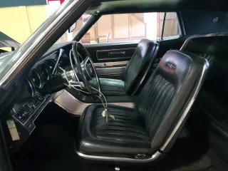 1967 Ford Thunderbird with VIN 7Y81Z102445, listed as a Copart auction lot 68542543 with 60,979 mi miles and Clean Title. Bid and sale history available at DreamBid. Image 7.