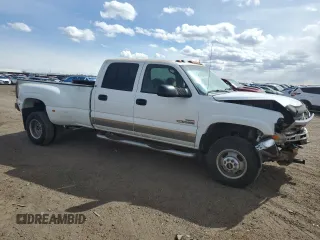 2005 GMC Sierra 3500 DRW Work Trk z VIN 1GTJK33215F873855, wystawiony jako Copart lot #44970565 z przebiegiem 214 306 mil mil oraz Szkoda całkowita • Salvage title. Historia ofert i sprzedaży dostępna na DreamBid. Obrazek 4.