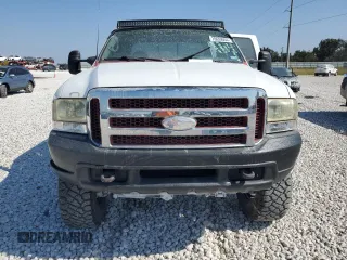 2000 Ford Super Duty F-250 XL with VIN 1FTNW21SXYEA52699, listed as a Copart auction lot 78659054 with 154,056 mi miles and Salvage Title. Bid and sale history available at carsss.com. Image 5.