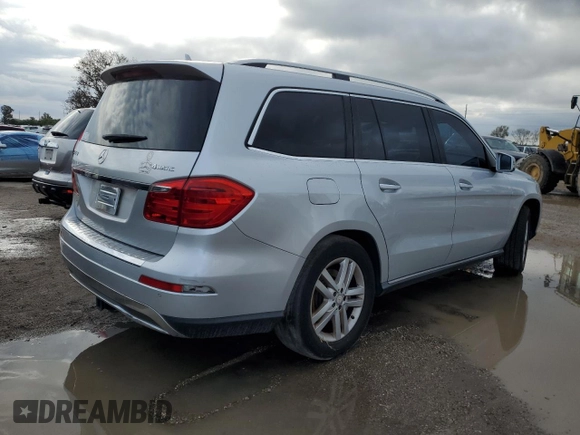2015 Mercedes-Benz GL-Class GL 450 with VIN 4JGDF6EE4FA458551, listed as a Copart auction lot 38600833 with 90,428 mi miles. Bid and sale history available at carsss.com. Image 3.