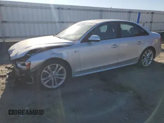 2014 Audi S4 Premium Plus with VIN WAUBGAFL1EA059231, listed as a Copart auction lot 48621905 with 142,520 mi miles and Salvage Title. Bid and sale history available at carsss.com. Image 1.