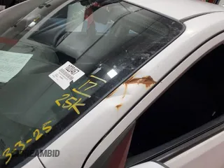 2017 Nissan Versa SV z VIN 3N1CN7AP8HL812361, wystawiony jako IAAI lot #41971110 z przebiegiem 25 584 mil mil oraz . Historia ofert i sprzedaży dostępna na DreamBid. Obrazek 1.