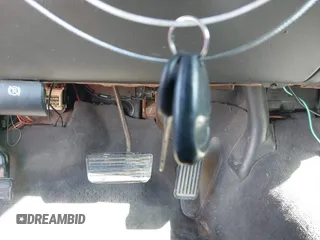 2004 Chevrolet Avalanche Z66 with VIN 3GNEC12T74G264660, listed as a IAAI auction lot 41793333 with 261,440 mi miles and . Bid and sale history available at DreamBid. Image 11.