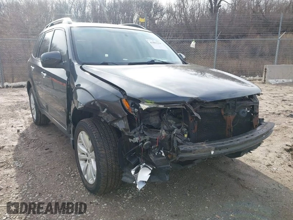 2013 Subaru Forester 2.5X Premium with VIN JF2SHADC4DH424169, listed as a IAAI auction lot 41881234 with 70,220 mi miles. Bid and sale history available at carsss.com. Image 1.