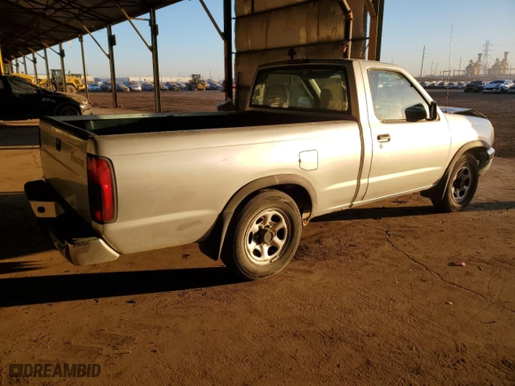 2000 Nissan Frontier 2WD XE with VIN 1N6DD21S5YC340513, listed as a Copart auction lot 89018755 with 237,418 mi miles and Salvage Title. Bid and sale history available at carsss.com. Image 3.