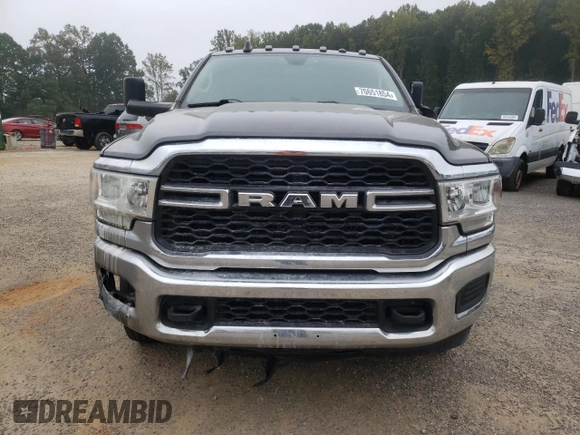 2019 Ram 3500 Tradesman with VIN 3C63RRGL5KG648415, listed as a Copart auction lot 70651854 with 0 mi miles and Salvage Title. Bid and sale history available at carsss.com. Image 5.