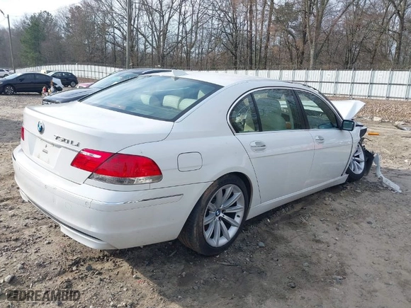 2007 BMW 7 Series 750Li with VIN WBAHN83567DT68791, listed as a IAAI auction lot 41793119 with 1 mi miles. Bid and sale history available at carsss.com. Image 4.
