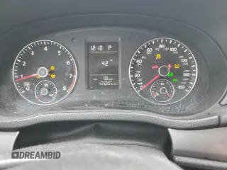 2014 Volkswagen Passat Wolfsburg Edition z VIN 1VWAT7A37EC062768, wystawiony jako Copart lot #81237924 z przebiegiem 109 805 mil mil oraz Szkoda całkowita • Salvage title. Historia ofert i sprzedaży dostępna na DreamBid. Obrazek 9.