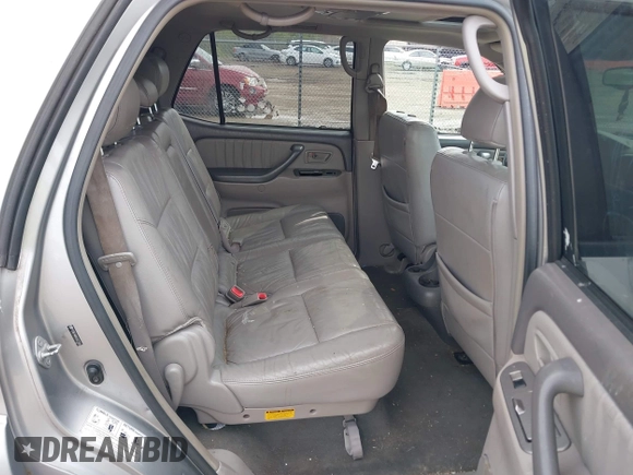 2005 Toyota Sequoia Limited with VIN 5TDBT48AX5S257546, listed as a IAAI auction lot 42173887 with 158,618 mi miles and . Bid and sale history available at DreamBid. Image 8.