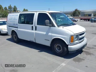 1998 Chevrolet Express Cargo z VIN 1GCFG25R6W1023004, wystawiony jako IAAI lot #42533329 z przebiegiem 84 937 mil mil oraz . Historia ofert i sprzedaży dostępna na DreamBid. Obrazek 1.