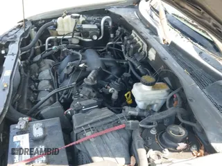 2005 Ford Escape XLT с VIN 1FMYU93155KD62445, выставлен на аукционе IAAI как лот 42222822 с пробегом 271 091 миль миль и . История ставок и продаж доступна на DreamBid. Изображение 12.