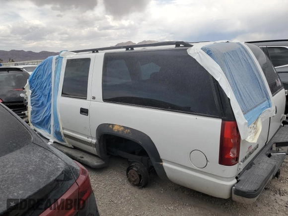 1999 GMC Suburban z VIN 3GKFK16R0XG524193, wystawiony jako Copart lot #49688315 z przebiegiem Nie podano mil oraz Nie do naprawy • Non repairable. Historia ofert i sprzedaży dostępna na DreamBid. Obrazek 2.