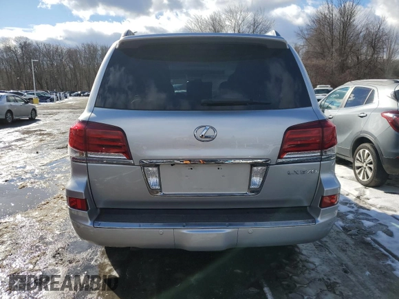 2015 Lexus LX 570 with VIN JTJHY7AX8F4171013, listed as a Copart auction lot 43681865 with 158,146 mi miles and Clean Title. Bid and sale history available at DreamBid. Image 6.